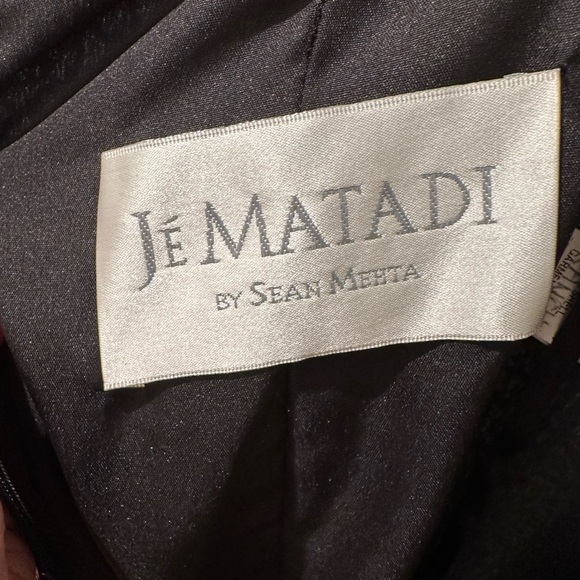 Je Matadi by Sean Mehta Beaded Evening Gown - Picture 6 of 9